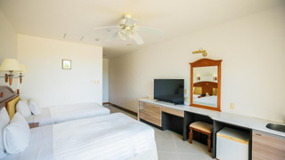 スタンダード ルーム シングルベッド 2 台 禁煙 バルコニー (with Extra Bed)