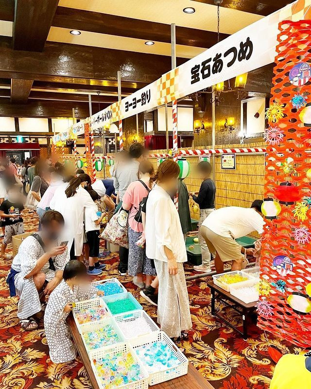 ホテルが開催していた縁日に行きました。たくさんおもちゃをゲット出来て娘は大喜び♡