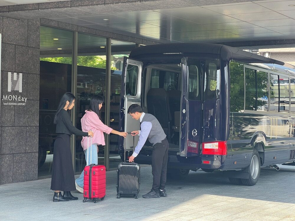 空港シャトルバス