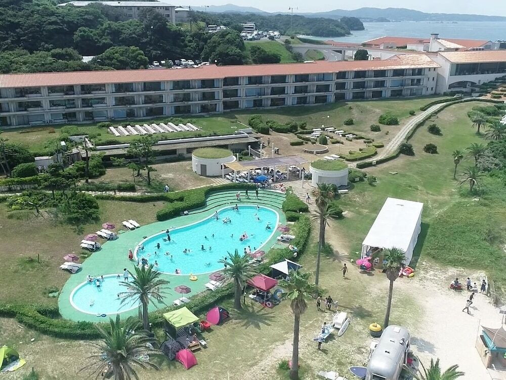 キッズコーナーもあるバイキングやプールにワクワク♪4253196