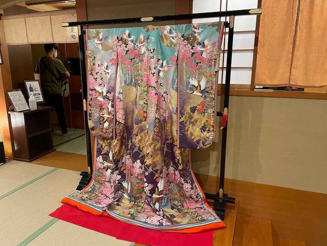 和の雰囲気に彩られた館内をお散歩 / 4