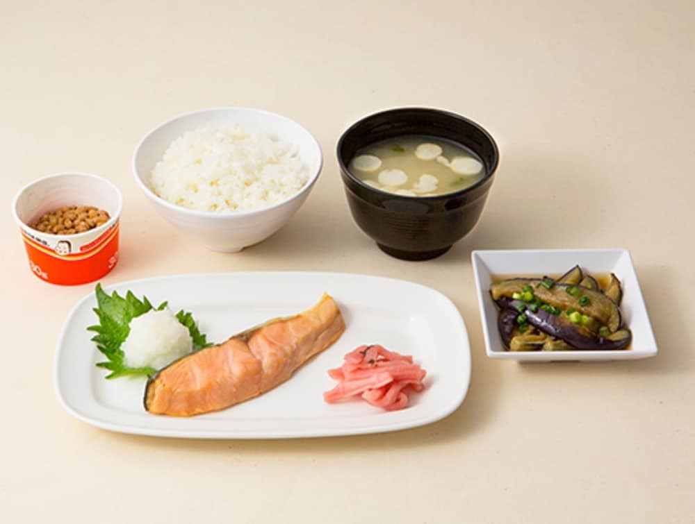 朝食