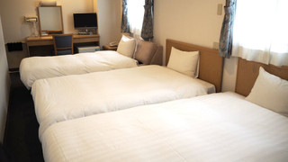 トリプルルーム 喫煙可