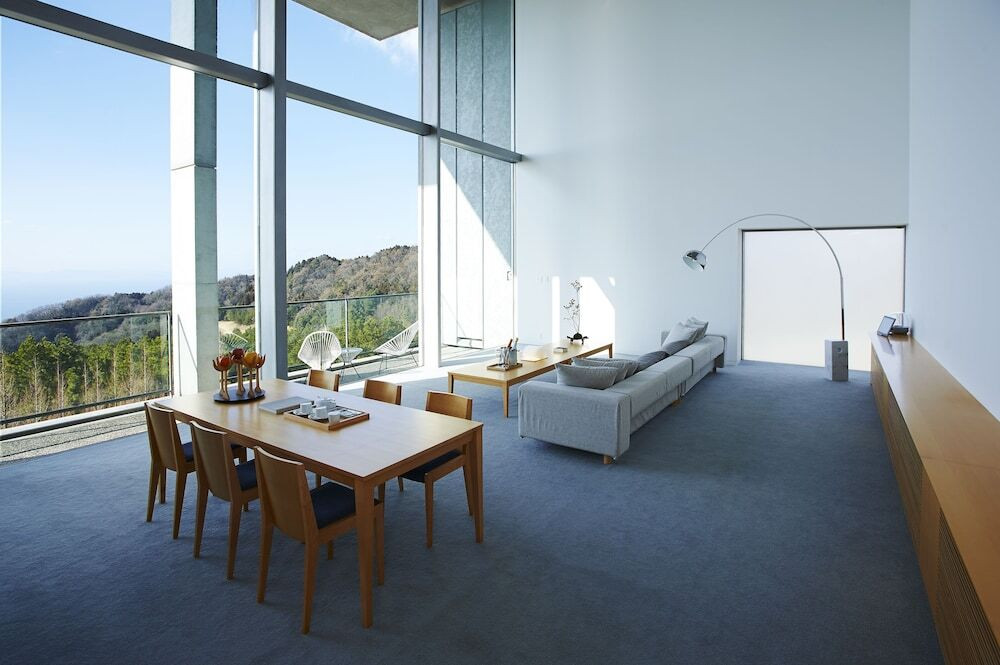 インフィニティプールや客室の大きな窓から眺める瀬戸内の絶景3421930