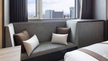 客室のソファスペース / 6