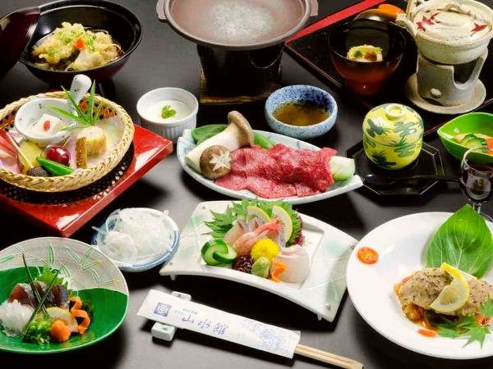 お子様ランチもあり！個室の食事処でこだわりのお料理を4754283