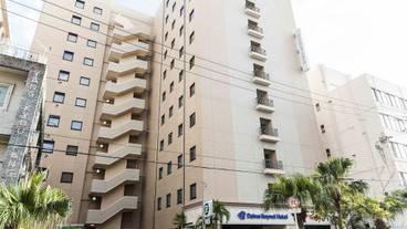 施設の入り口 / 4