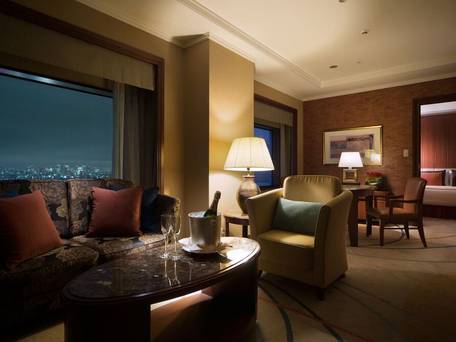 ホテルメトロポリタン / 1