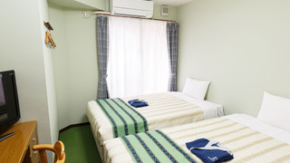 ツインルーム 2 ベッドルーム