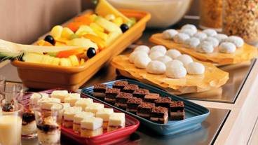 朝食ビュッフェ スイーツコーナー / 12