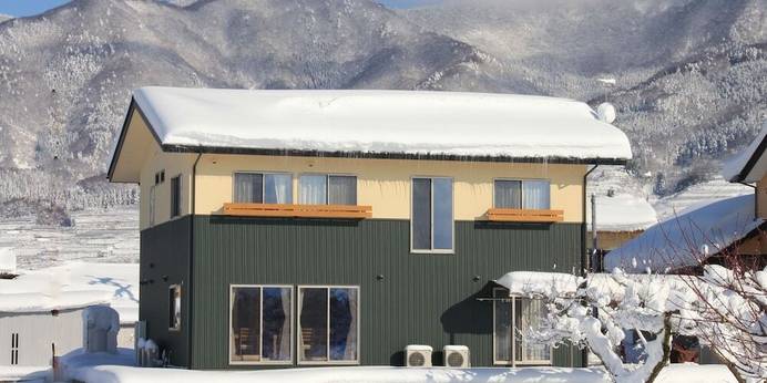 志賀高原山麓 信州中野 小さな旅の宿 Guest House かのか(長野県 ゲストハウス・ホステル・ドミトリー) / 1