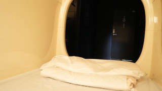 カプセルルーム2室　女性用ドミトリー