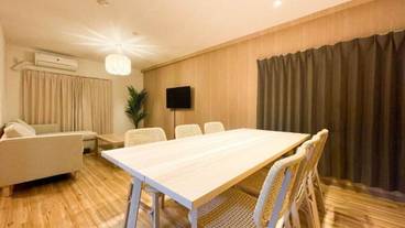 客室内のダイニングエリア / 30