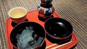 食事・飲み物 / 10