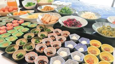 朝食ビュッフェ / 3