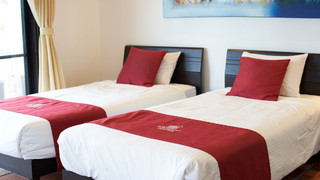 1F プールサイドフォース (ペット不可) 禁煙