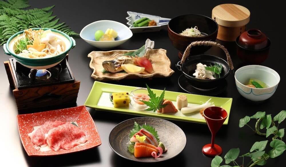 会席料理一例① / 1