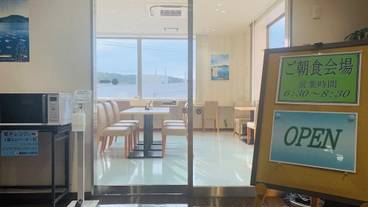 朝食スペース / 8