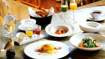 コース仕立ての朝食① / 1