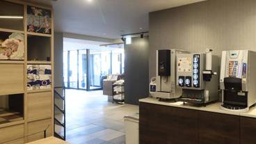 食事・飲み物 / 1