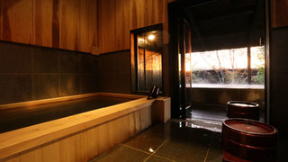 天心 （内風呂・露天風呂付 離れ）