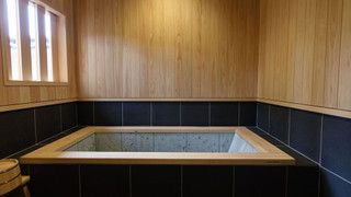 [禁煙] もと屋 / 20平米 / 最大2名迄 / シングル2台