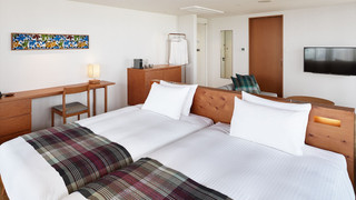 デラックスコーナーツイン（高層階、ソファベッド付）