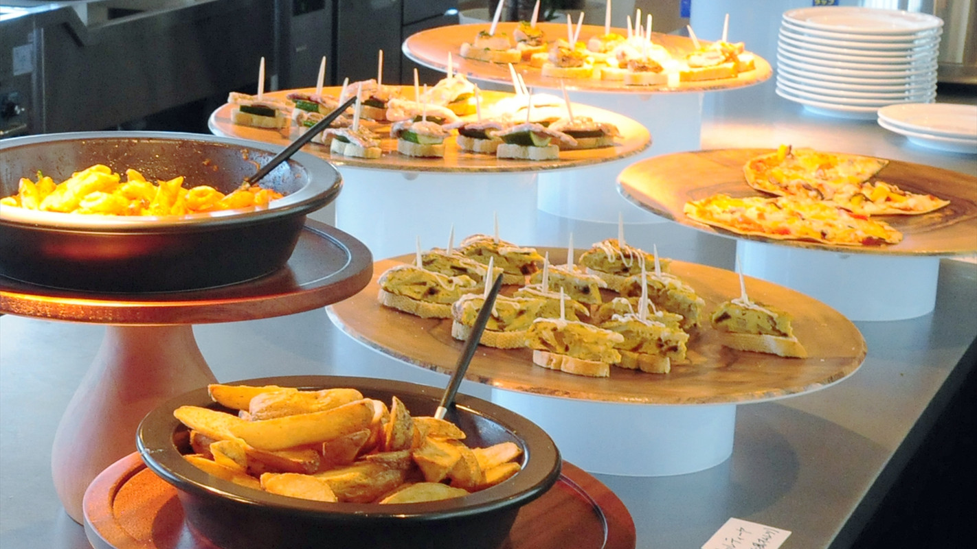 メインダイニング ビュッフェ①