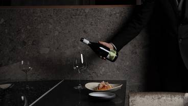 食事・飲み物 / 13