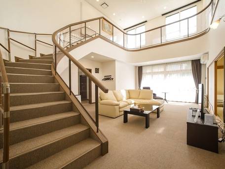 コンドミニアム パノラミック元町 / 1