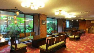 ロビー応接スペース / 2