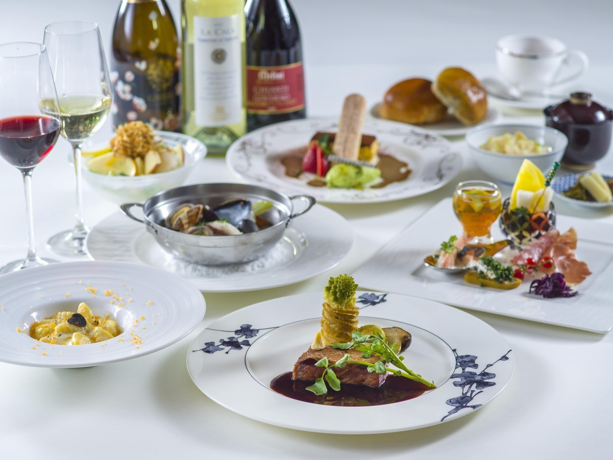 夏はプールも♪南欧感漂う温泉リゾートホテル3463687