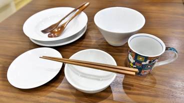 客室内のダイニングエリア / 37