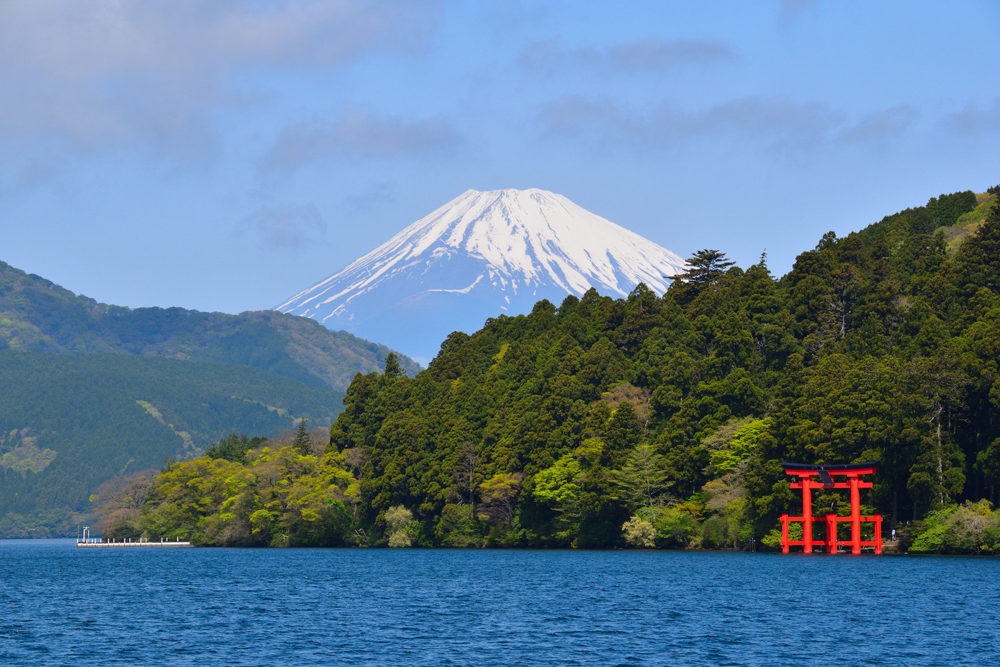 春　箱根　富士山　芦ノ湖