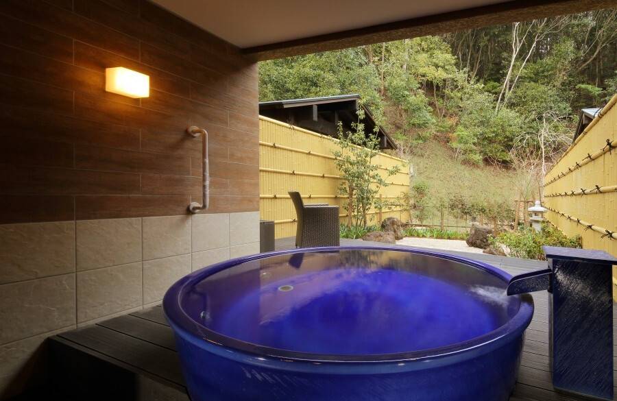 貸切露天風呂で
星空を眺める至福のとき / 3