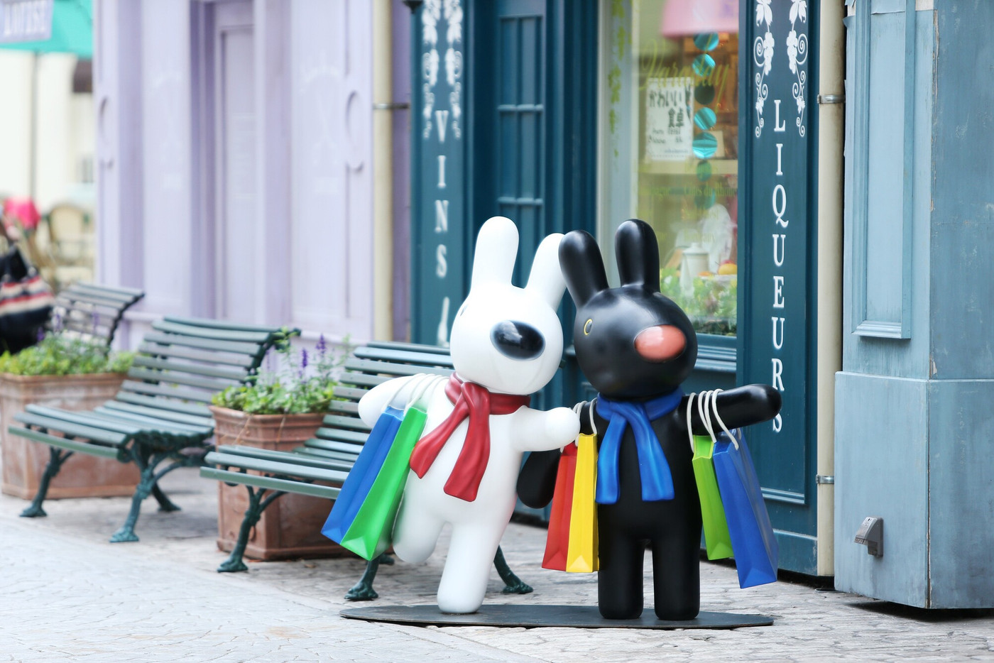 4. 世界中でここだけ♡ ほのぼの可愛いリサとガスパールに出会える場所1915586