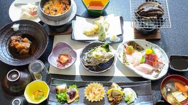 食事・飲み物 / 16