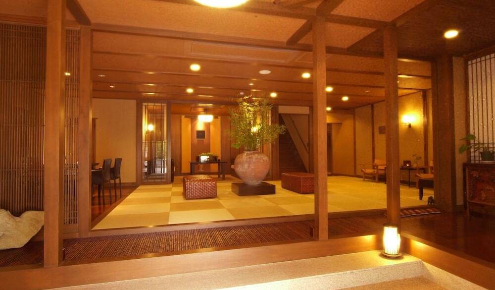 エントランス / 2