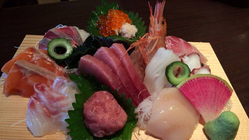 鮮魚の魚河岸盛り合わせ / 4