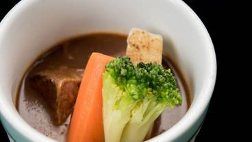 食事・飲み物 / 19