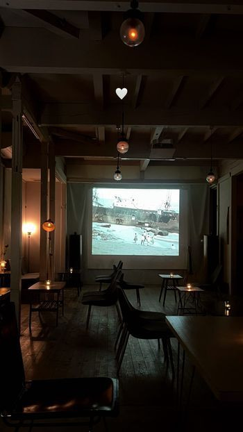 バー「白鷺美術」 / 2