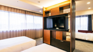 プレミアツインルーム [禁煙] 大人の人数に応じてエキストラベッドをご用意いたします