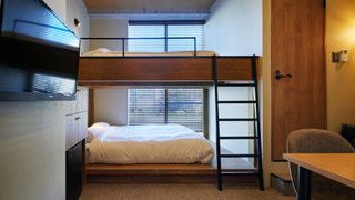 スタンダード ダブルルーム ダブルベッド 2 台 禁煙 リバービュー