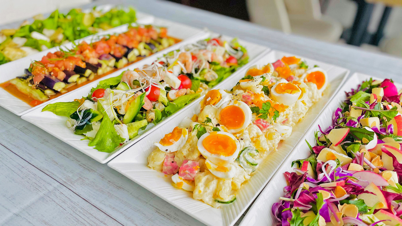 ヘルシーメニューに注目！約60品目の朝食ビュッフェ3930420