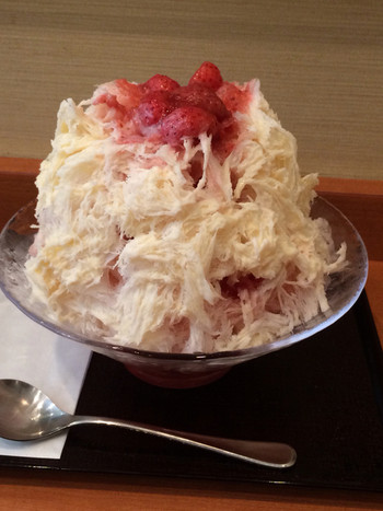「茶寮 煉」料理 639408 生いちごみるく氷