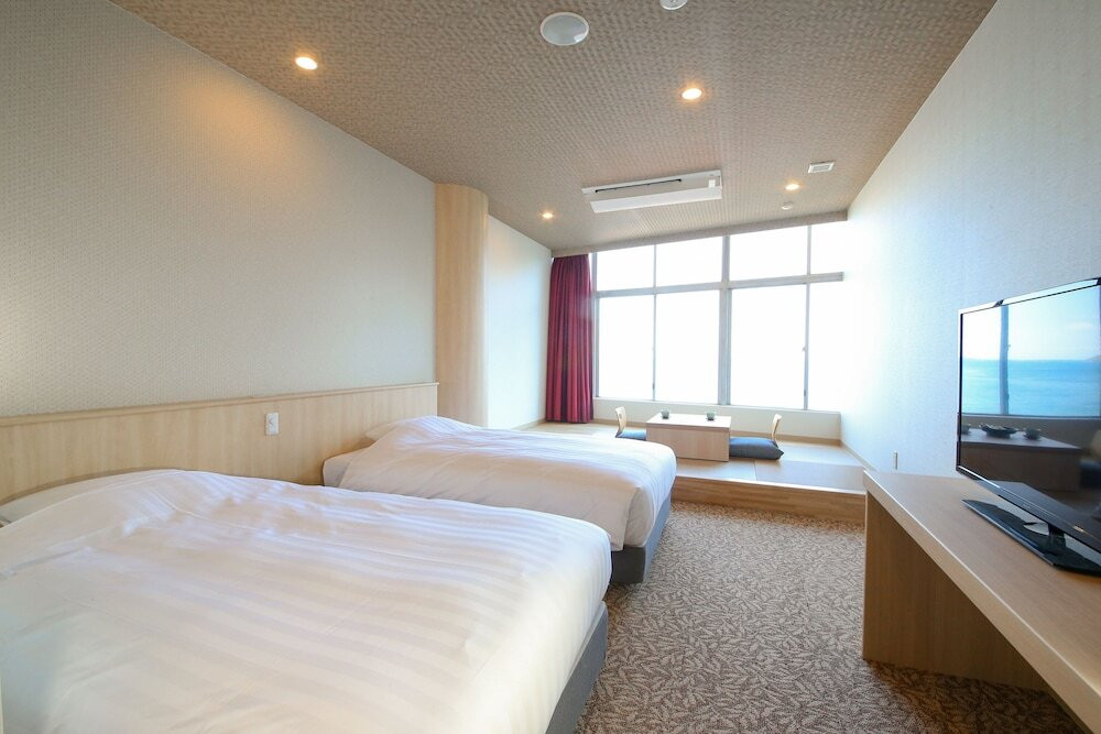 大江戸温泉物語 熱海伊豆山 ホテル水葉亭（オオエドオンセンモノガタリ アタミイズサン ホテルスイヨウテイ） / 2