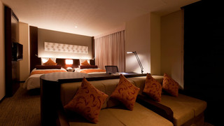 プレミアム ルーム シングルベッド 2 台 (High Floor)