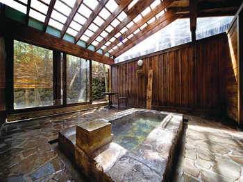 高校生以上が宿泊できる大人の宿4248164