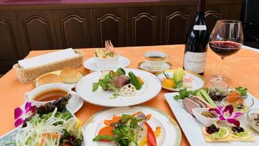 食事・飲み物 / 1