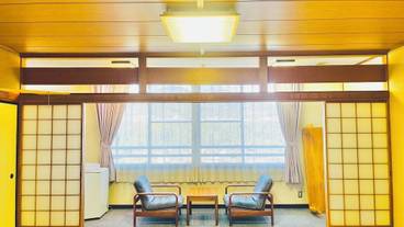 客室 / 17